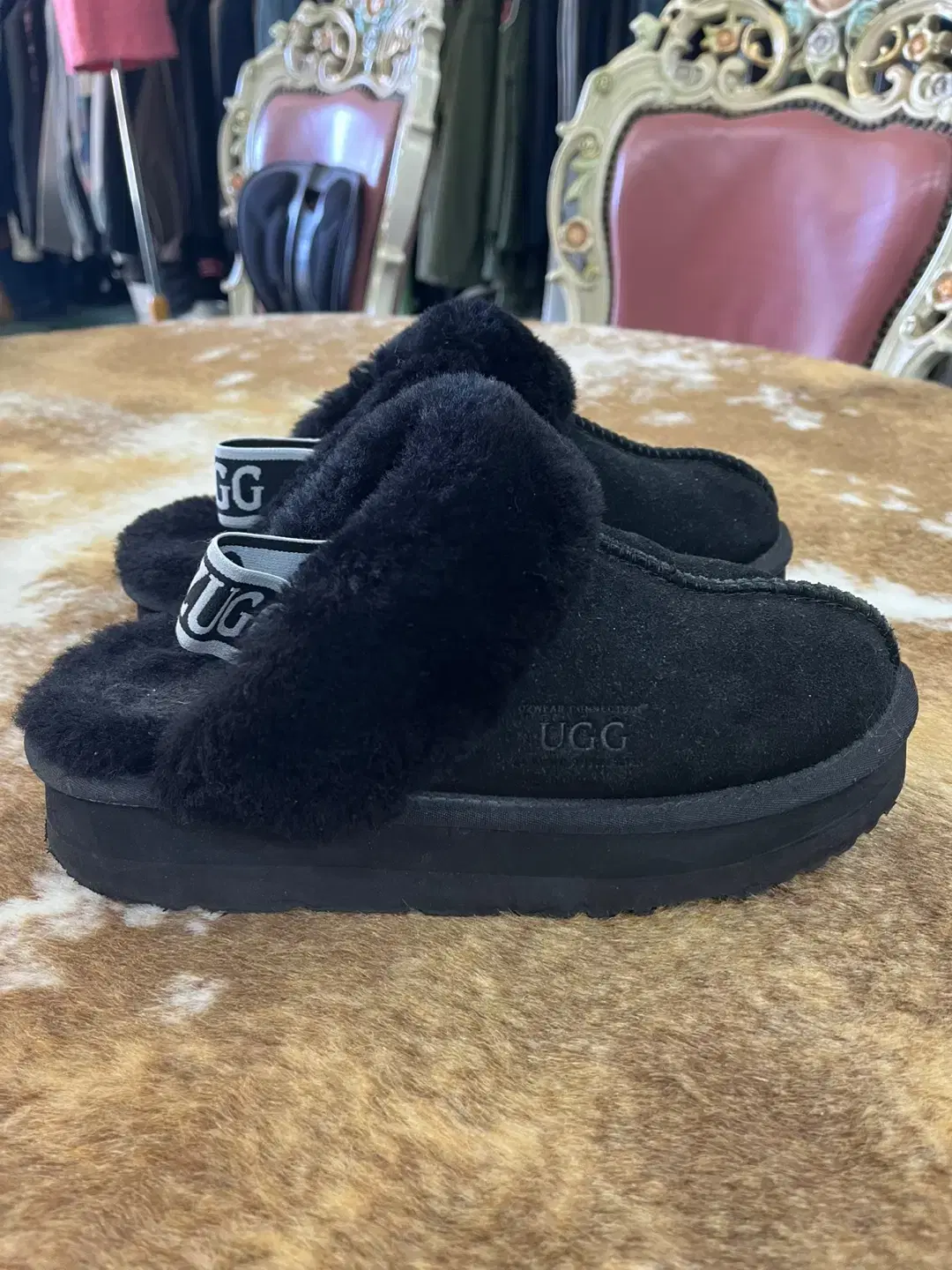 ugg 양털 어그 밴딩 슬리퍼 37